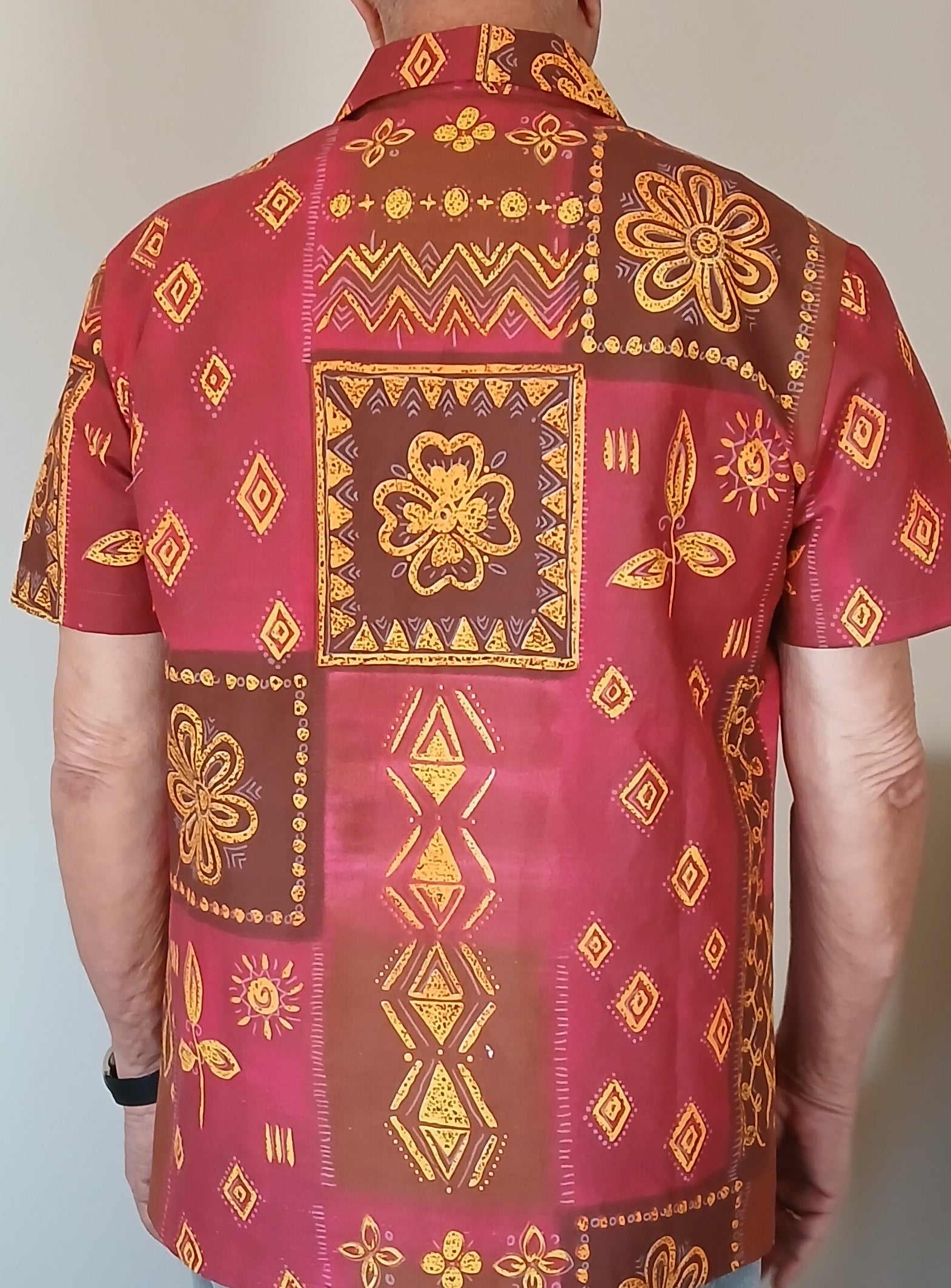 Men's Short Sleeve Batik Cotton Button Up Shirt