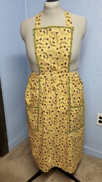Vintage Style Bib Apron, 100% Cotton Yellow Bumble Bee Print