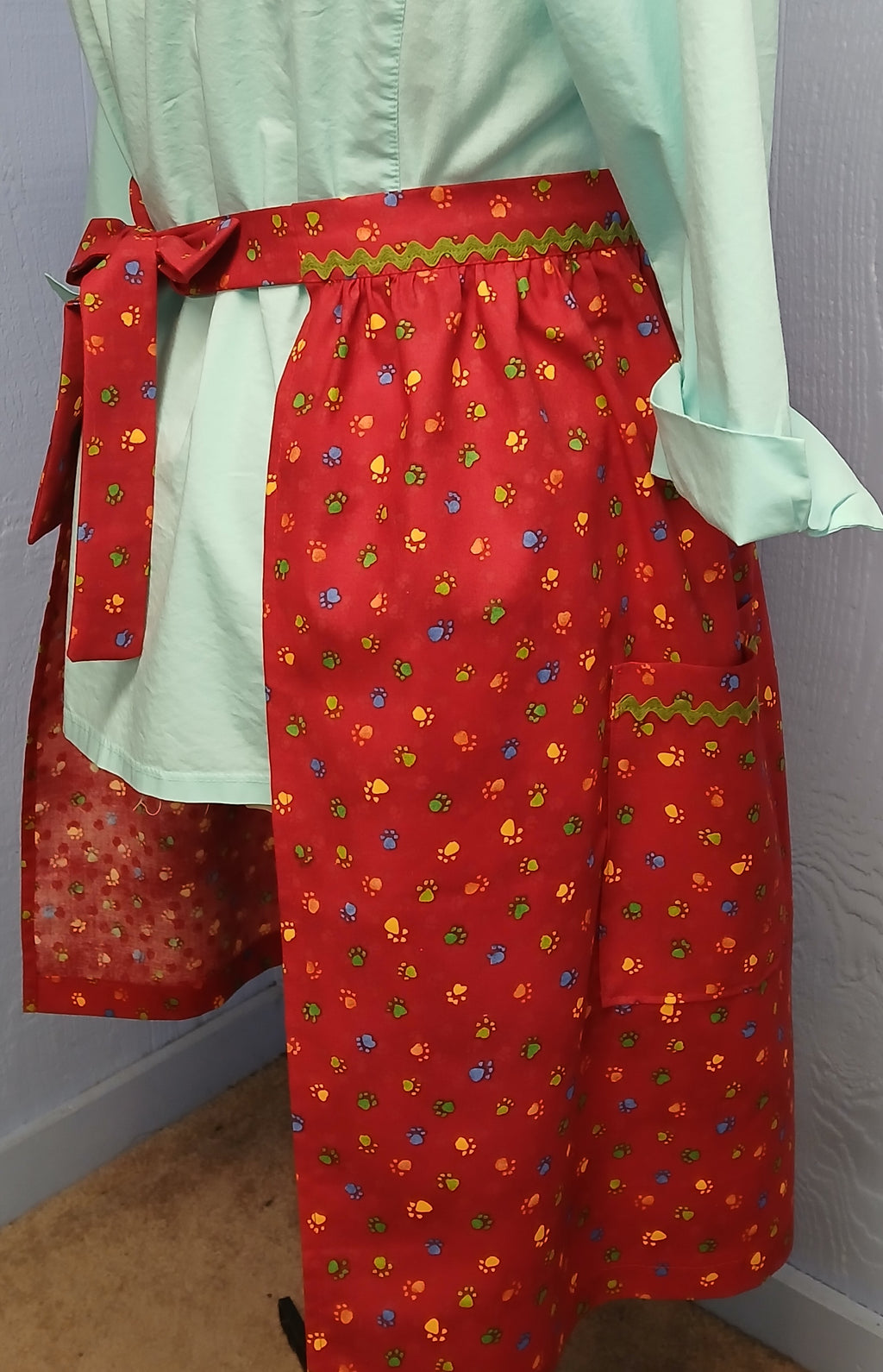 Kitchen Apron for Pet Lovers, Red Cotton with Paw Prints, Half Apron