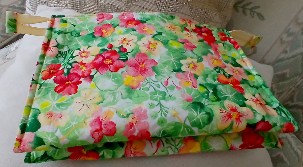 Fabric Makeup Bag with 3 Pouches & Zipper, Floral 100% Cotton