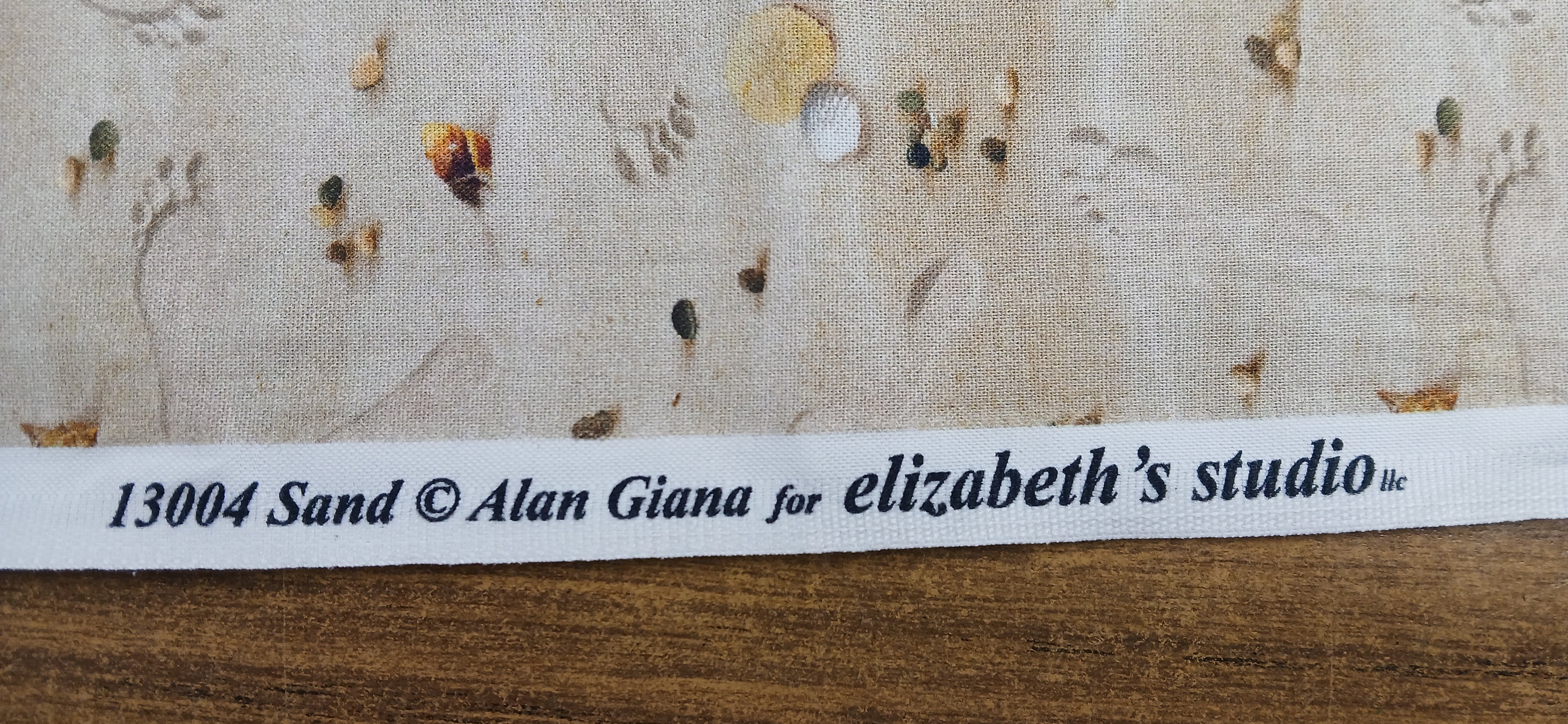 Quilt Panel, Alan Giana for Elizabeths Studio "Sand", 100% Cotton Beach Theme
