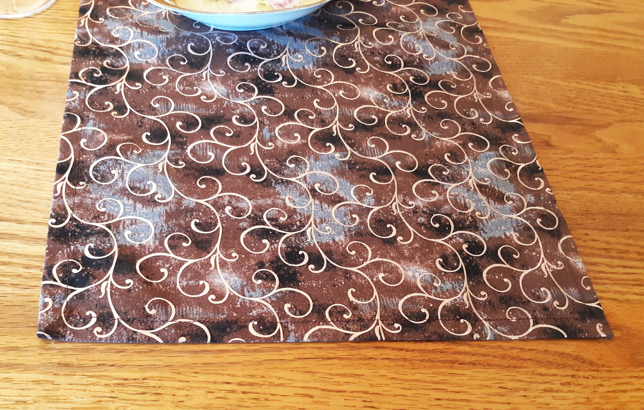 Victorian Design Table Runner, Brown Rose Gold, 100% Cotton