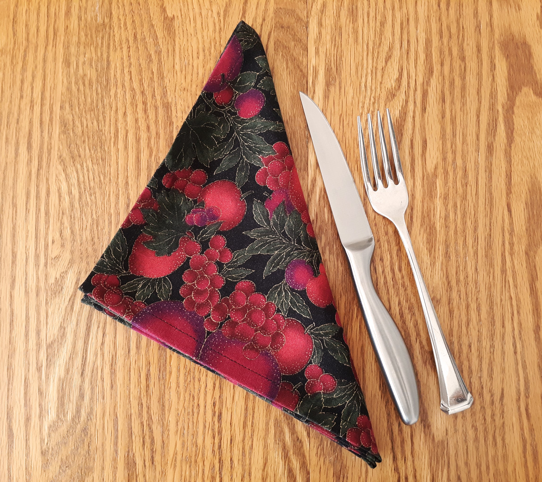 Burgundy Floral Cloth Dinner Napkins, Set of 4