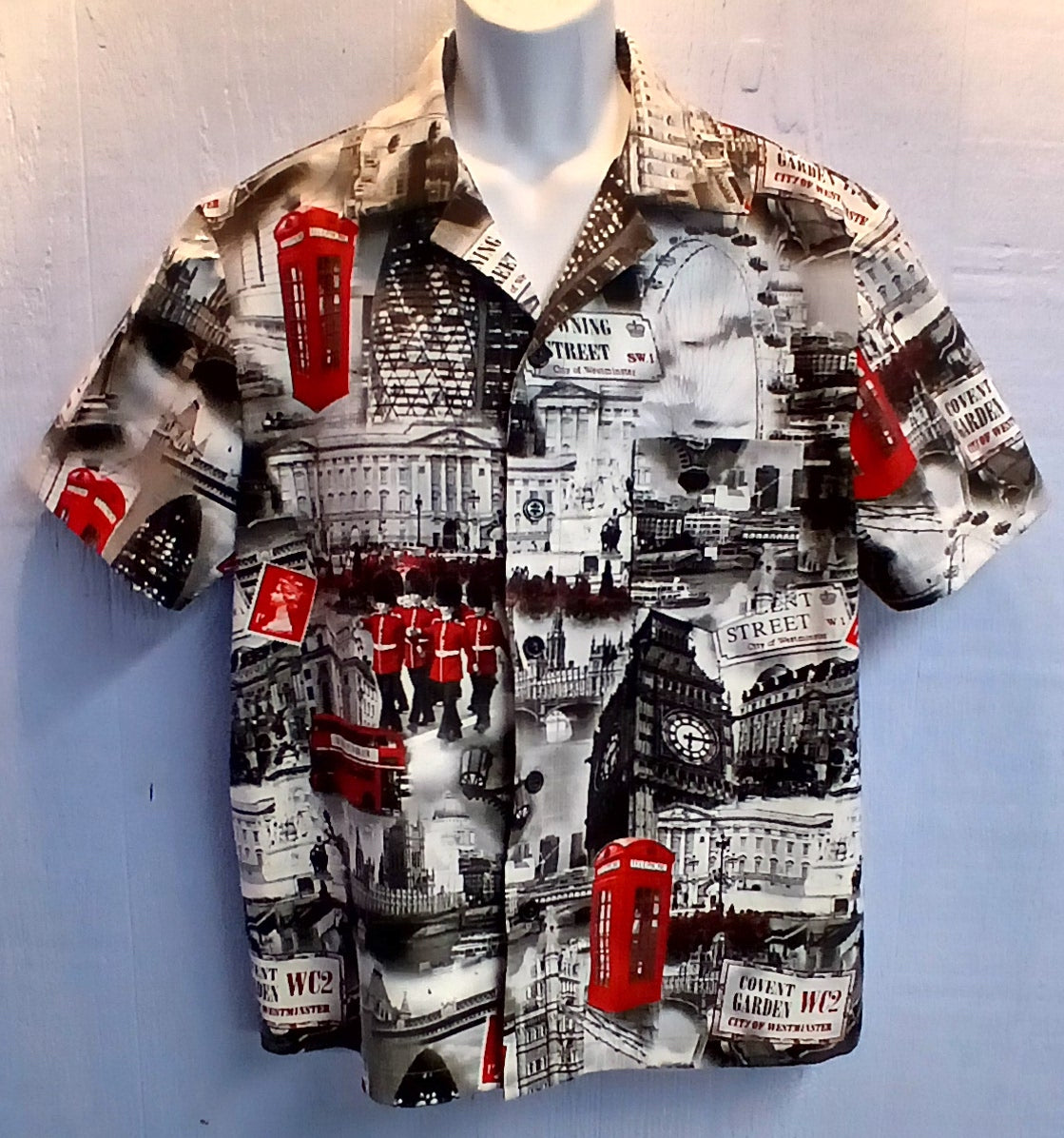 London Landmarks Short Sleeve Shirt | Handmade Cotton | One of a Kind | Unisex XL