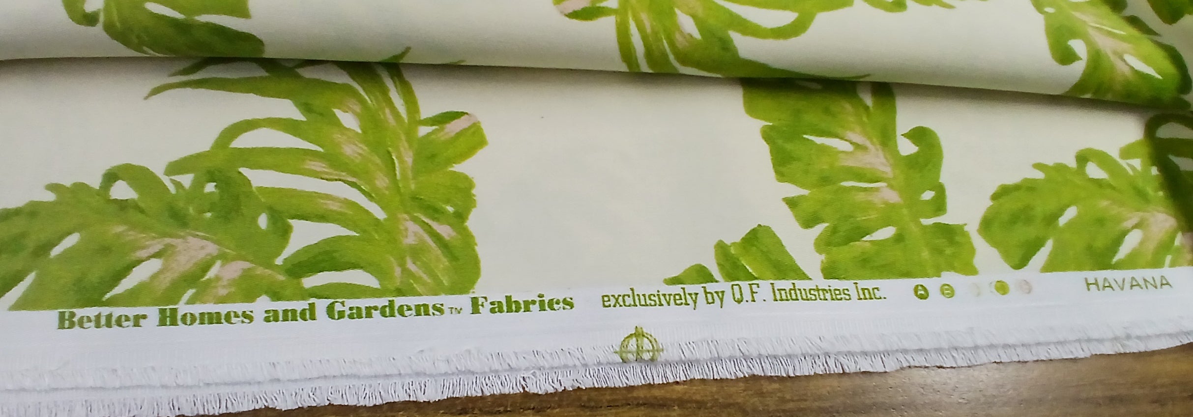 Botanical Print Decorator Fabric "Havana" Better Homes & Gardens, 100% Cotton