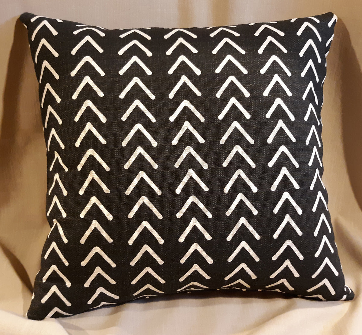 Mudcloth Throw Pillow Cover | Black & Ivory Chevron | 18"x18" | Handmade in USA