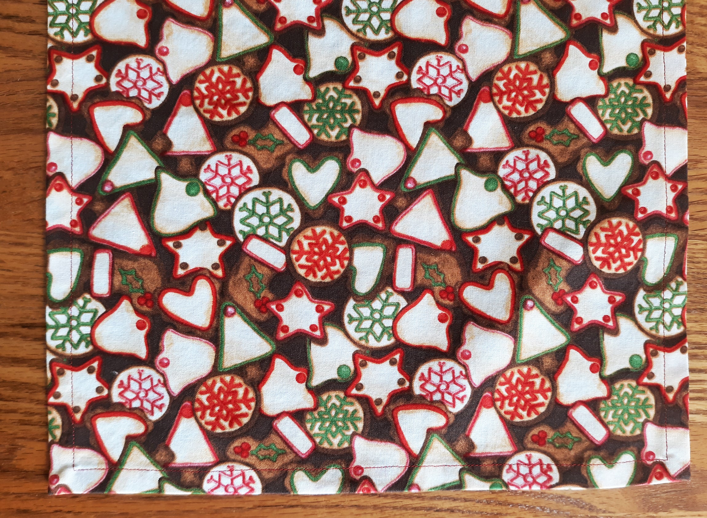 Holiday Table Runner, Fancy Cookies Print 100% Cotton