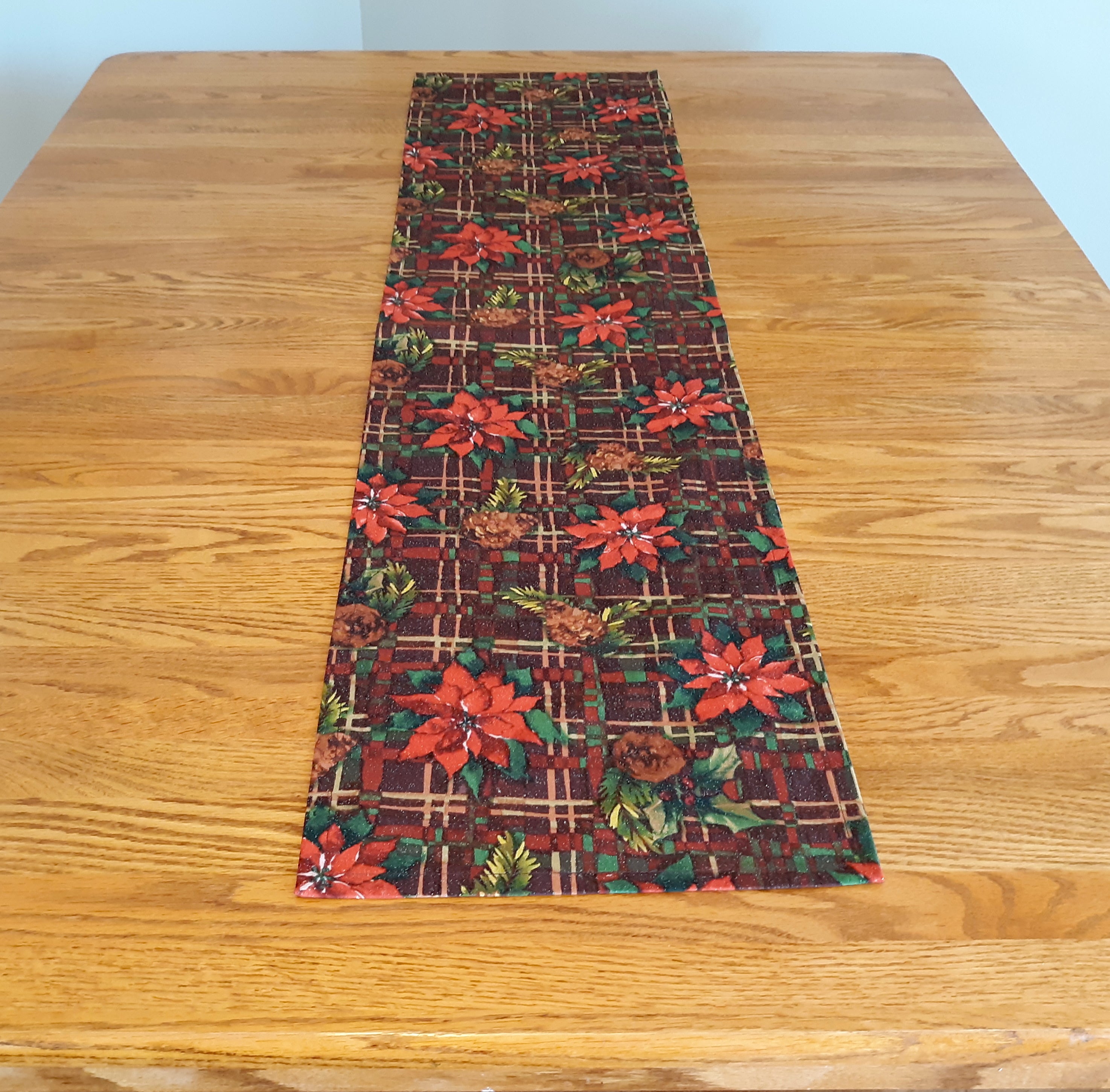 Rustic Christmas Table Runner, Poinsettias